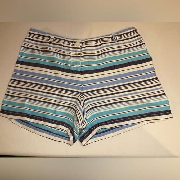 Tommy Bahama Linen Women’s Shorts Size 8 in Beach Blues - Picture 1 of 4